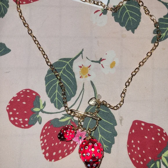 Betsey Johnson - Picture 2 of 3